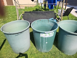 3x 310L Regentonnen mit Deckel (Defekt, aber Dicht)