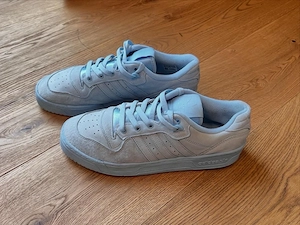 adidas (43) wie neu