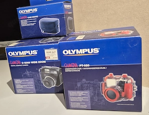 Digitale Olympus Tauchkamera mit Gehäuse
