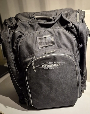 Geräteflossen und Tauchrucksack zu verkaufen