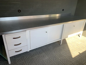 Pflanztisch Arbeitstisch massiv Metall 