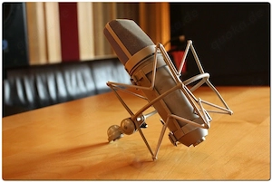 Neumann U87 Condenser Microphone +++Vintage+++ mit Spinne