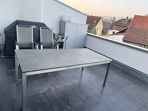 Terrassentisch