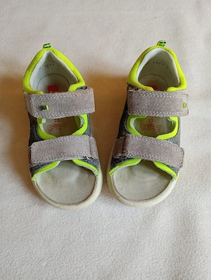 Kinder Sandalen,23