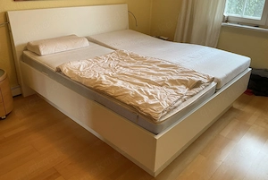 Doppelbett, neuwertig