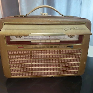 Vintage Kofferradio Philips Colette LD 562 AB