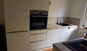 Küche neuwertig 