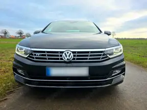 Volkswagen Passat Variant R-Line 2.0 TDI 190PS | Vollausstattung Bild 3