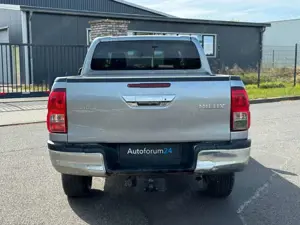 Toyota Hilux Bild 4