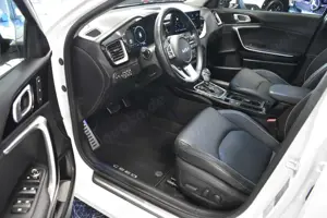 Kia Ceed SW / cee'd SW Plug-in Hybr Platinum Panorama Bild 5