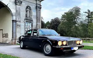 Jaguar XJ12 Daimler Double Six