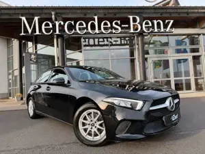 Mercedes-Benz A 200 d LED+R-Kamera+TOTW+Carplay+IHC