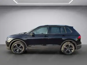 Volkswagen Tiguan 1.5TSI DSG Active AHK Bild 2