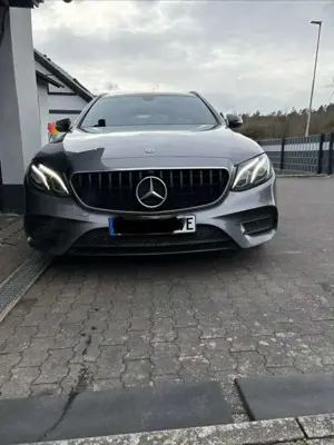 Mercedes-Benz E 300 Mercedes E300de T-Modell AMG Paket