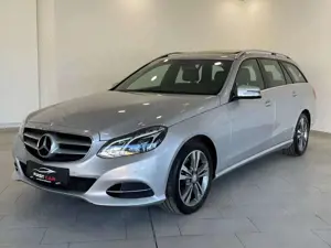 Mercedes-Benz E 250 T BlueTec 4Matic Avantgarde|AHK|SHD|LED|F1
