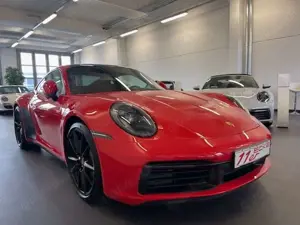 Porsche 992 Carrera