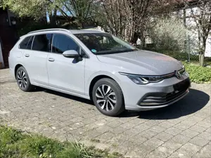 Volkswagen Golf Variant 1,5 TSI Active,AHK,Herstellergarantie
