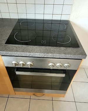 Backofen Premiere mit Ceranfeld 