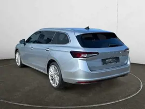 Skoda Superb Combi 2.0 TDI DSG Selection AHK,Matrix,LM Bild 3