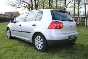 Volkswagen Golf V Lim. Comfortline Bild 4