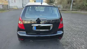 Mercedes-Benz A 200 A-Klasse  5-Türer Avantgarde Special Edition Bild 2