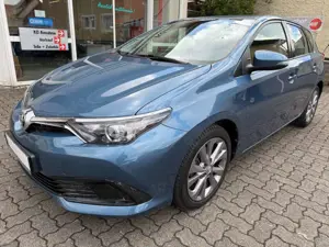 Toyota Auris Cool