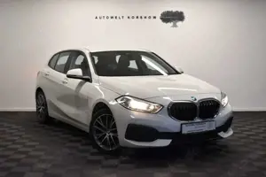 BMW 118 i Limousine Advantage *SHZ*PDC*DAB*CARPLAY