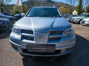 Mitsubishi Outlander Bild 3