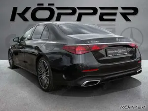 Mercedes-Benz E 300 e AMG Premium Technik Leder Night Airmatic Bild 2