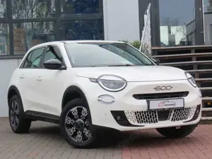 Fiat 600 1.2 Hybrid T3 Autom. Sitzheizung Klimaauto.