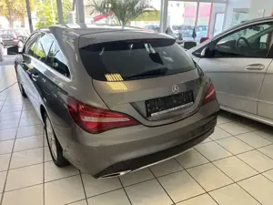 Mercedes-Benz CLA 220 Shooting Brake 4Matic 7G-DCT Urban Bild 5