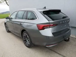 Skoda Octavia Kombi Selection 1.5 TSI DSG ABT AHK ACC Kamera Sun Bild 3