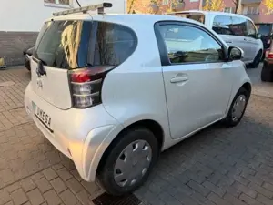 Toyota iQ 1.HAND|ERST 74.783km Bild 2