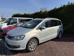 Volkswagen Sharan Highline Automatik Leder SHZ PDC Cam AHK