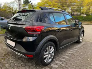 Dacia Sandero LPG Stepway TCe 100 ECO-G Expression NAVI Bild 3
