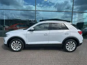 Volkswagen T-Roc 2.0 TDI Sport AHK ACC SHZ Kamara Navi Bild 5