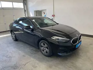 BMW 216 Bild 3