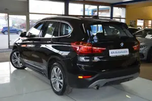 BMW X1 xDrive 18 d Sport Line / TÜV NEU Bild 3
