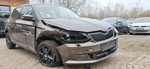 Skoda Fabia Clever 1.0 TSI Airbags Ok Motor läuft