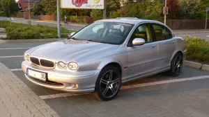 Jaguar X-Type