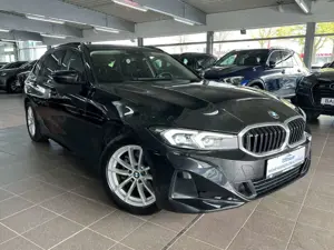 BMW 318 318d Touring Querverkehr+Spur+Park Assist+uvm.