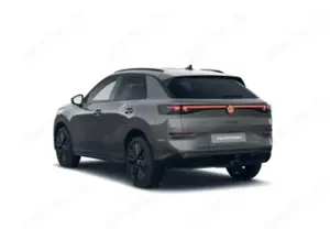 Volkswagen T-Roc 1,5 eTSI DSG R-Line AHK IQ Black Bild 3