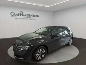 Volkswagen Golf VIII 1.0 TSI MOVE DSG