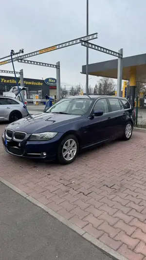 BMW 320 320d DPF Touring Aut. Edition Sport
