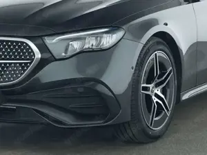 Mercedes-Benz E 220 d AMG/PANO/NIGHT-PAKET/LED/DISTRONIC/ Bild 5