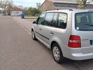 Volkswagen Touran 1.6 Bild 4