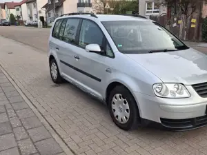 Volkswagen Touran 1.6 Bild 2