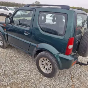 Suzuki Jimny Bild 2