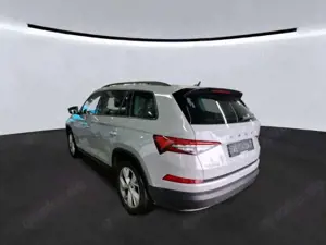 Skoda Kodiaq Tour 2.0 TDI DSG 4x4 AHK+TOTW+PANO+360KAM Klima Bild 3