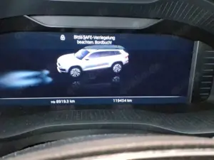 Skoda Kodiaq Tour 2.0 TDI DSG 4x4 AHK+TOTW+PANO+360KAM Klima Bild 5